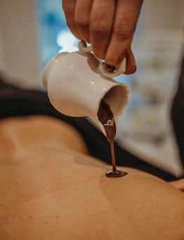 czekoladowy masaż pleców