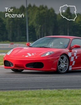 Widok na przód oraz prawy bok sportowego Ferrari