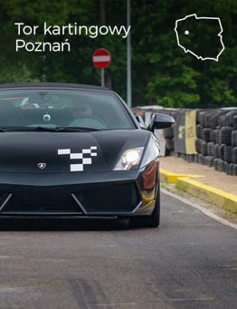 Białe Lamborghini połyskujące w blasku słońca