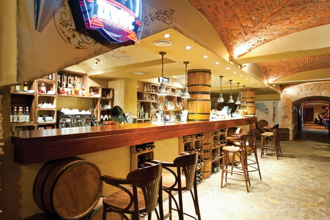 bar