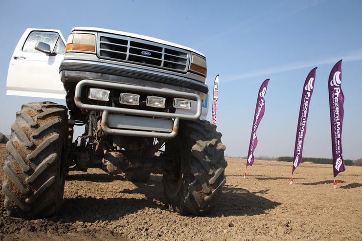 jazda monster truck ford 