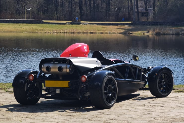 Ariel Atom 4 z tyłu