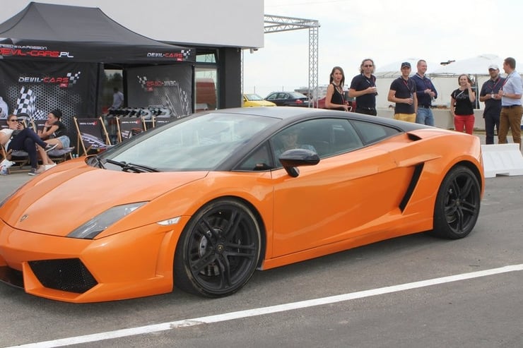 Widok na profil Lamborghini Gallardo