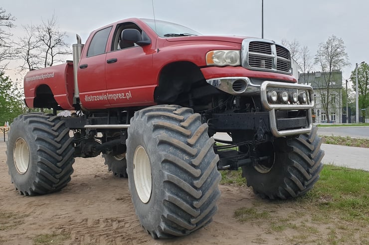 monster truck