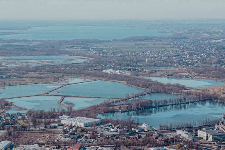 widok na jezioro