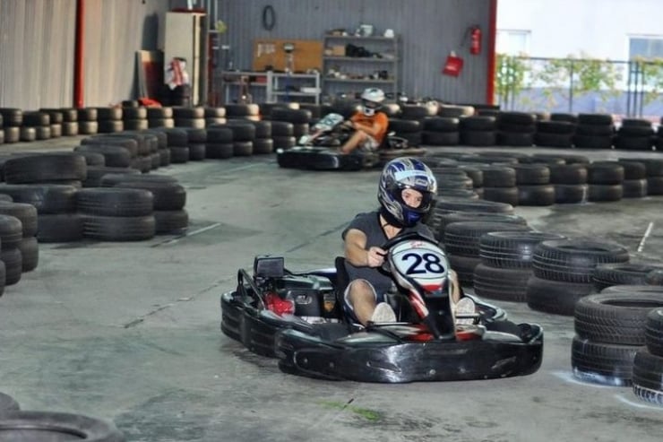 Jazda gokartem dla dwojga
